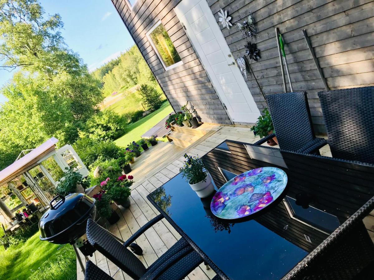 15 Min Fran Ullared! Ny Stuga Med Hoeg Standard! Älvsered المظهر الخارجي الصورة